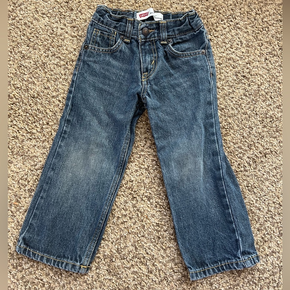 SOLD. Levi 549 Relaxed Straight Toddler Jeans
